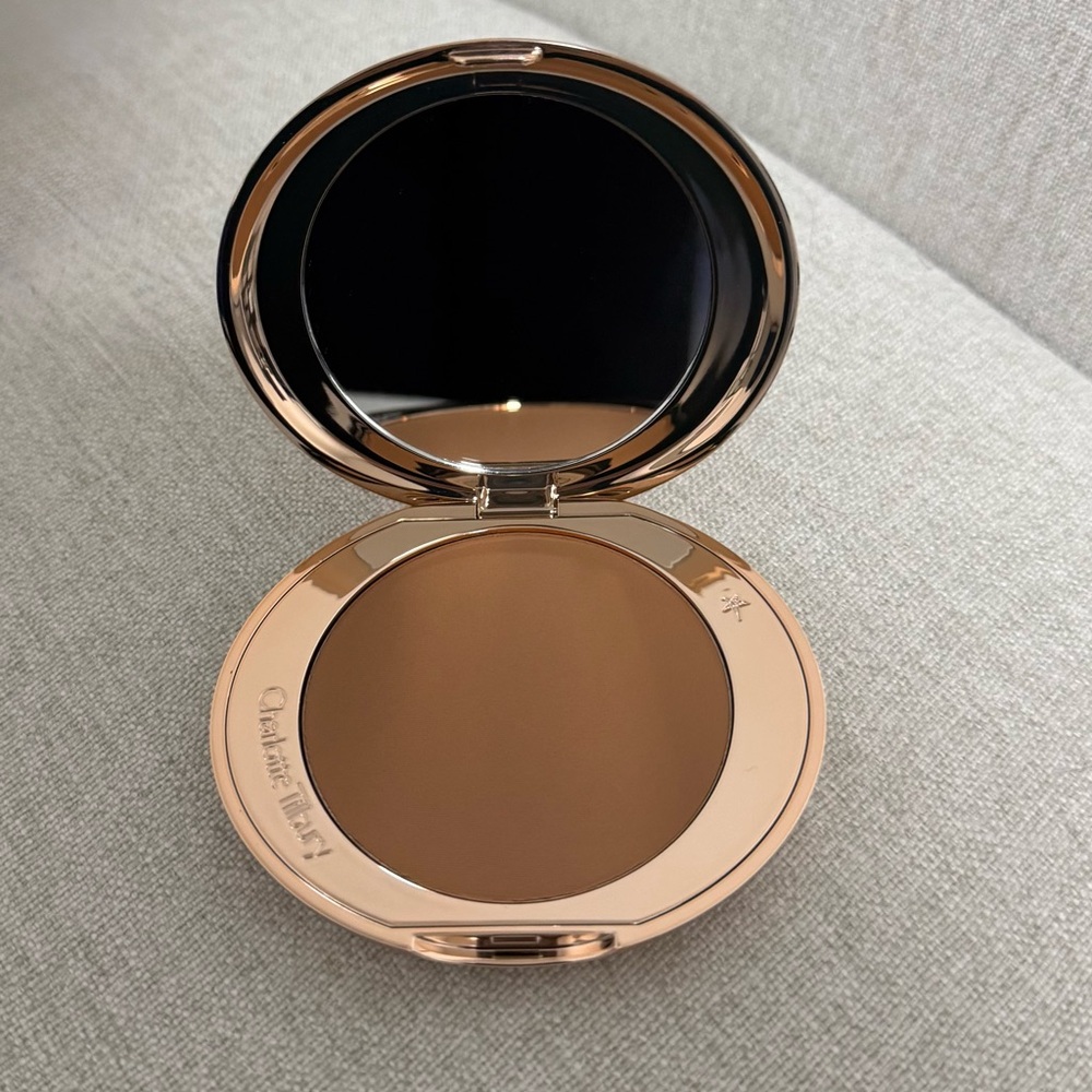 Airbrush Flawless Finish Refillable Blurring &
Setting Powder - Deep